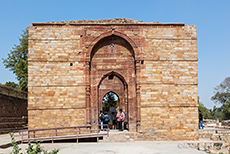 Grabmal des Schams ad-Din Iltutmish (Altamsh; &dagger; 1236)  im Qutb Minar Komplex