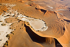 Flug �ber das Sossusvlei