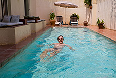 Bei der Hitze hilft nur Abk&uuml;hlung, Garden Lodge
