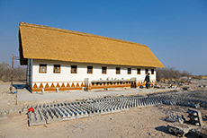 Das neue elefantensichere Dusch- und Toilettenh&auml;uschen, Nxai Pan Nationalpark