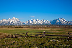 Teton Range mit alten Weidez&auml;unen, Grand Teton Nationalpark
