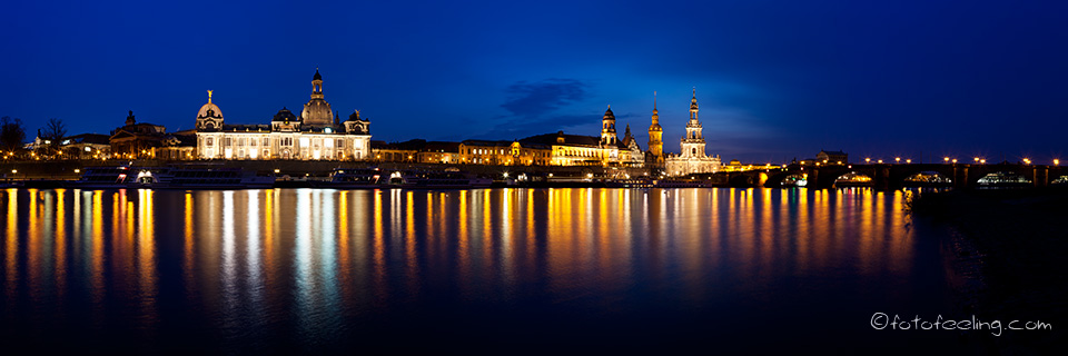 Skyline von Dresden an der Elbe:  Hochschule f&uuml;r Bildende K&uuml;nste Dresden, St&auml;ndehaus Dresden, Frauenkirche, Katholische Hofkirche, Bruehlsche Terrasse, Dresdner Residenzschloss, Augustusbr&uuml;cke