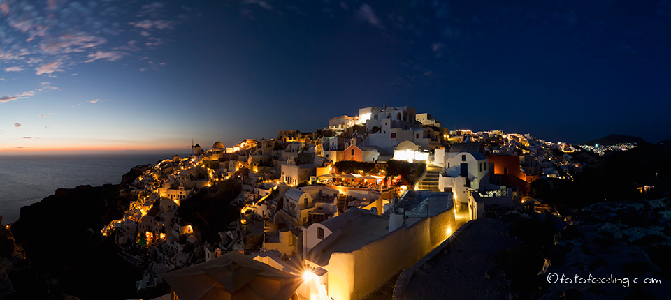 Blaue Stunde &uuml;ber Oia, Santorin